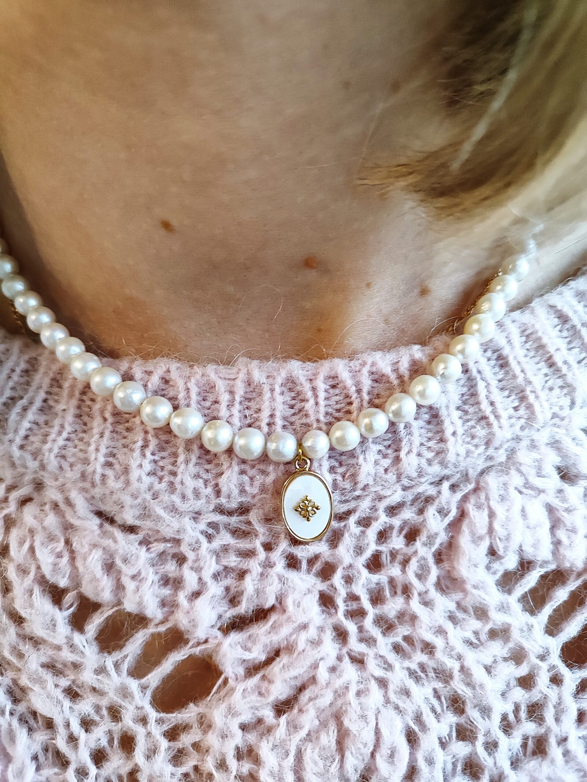 Upinių perlų vėrinys