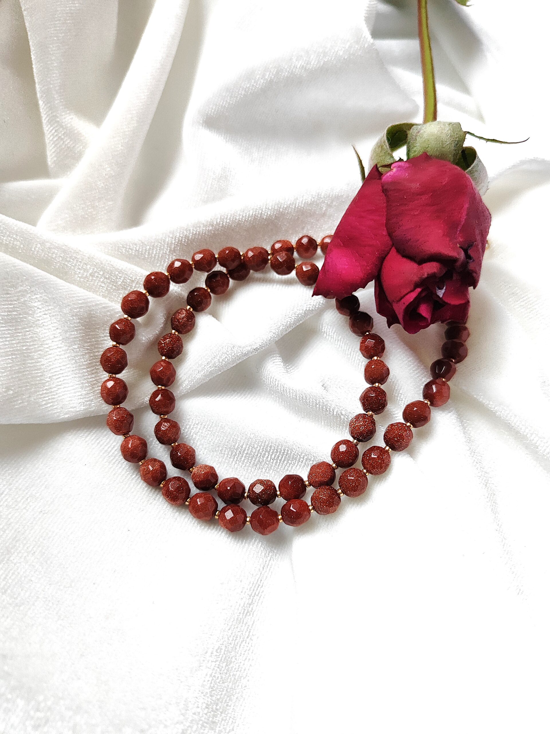 Saulės akmens vėrinys