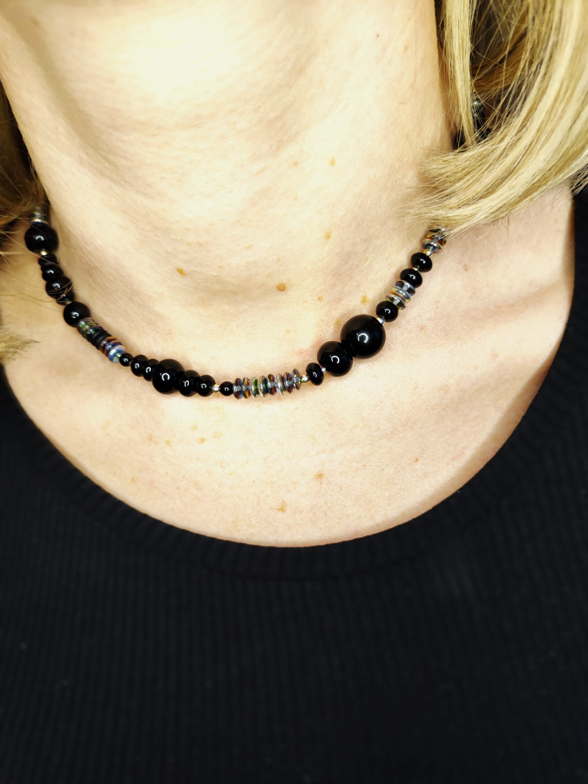 Onikso ir stiklo vėrinys