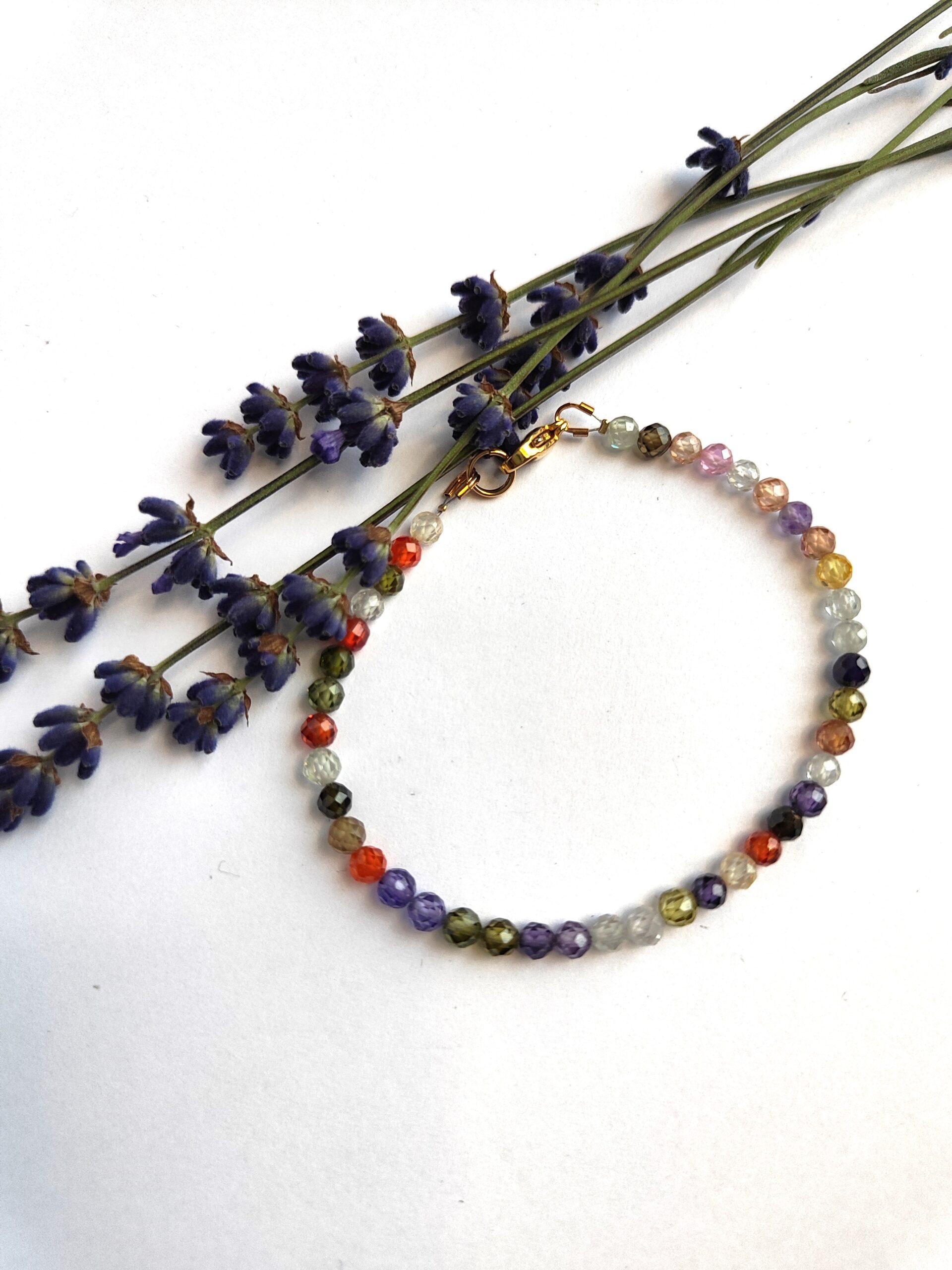 Žėrinčio cirkonio apyrankė