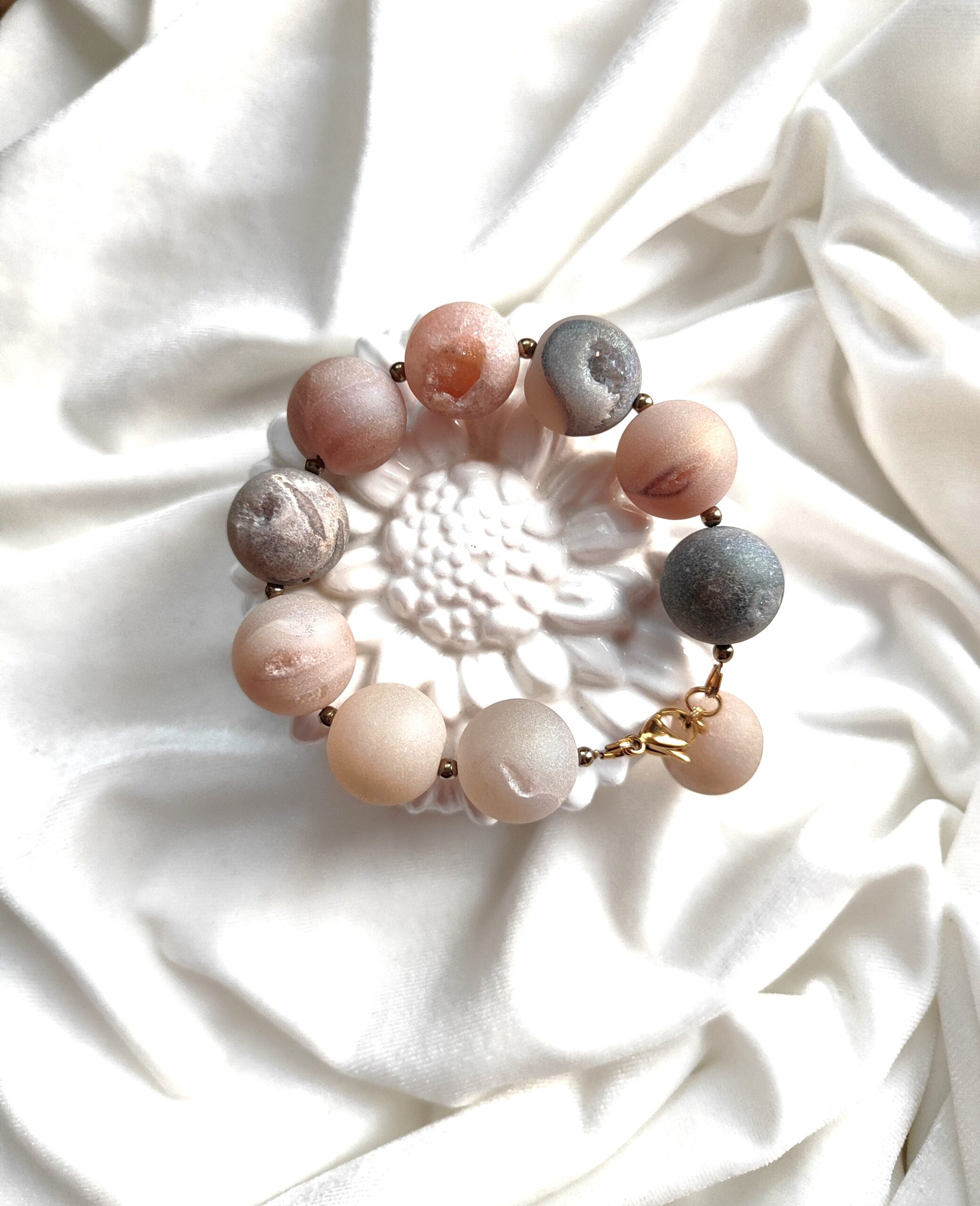 Druzy agato apyrankė