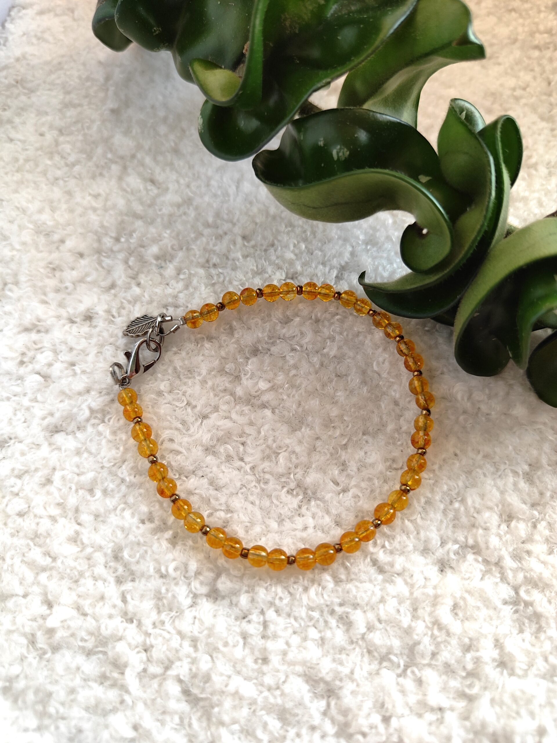 Smulki citrino apyrankė