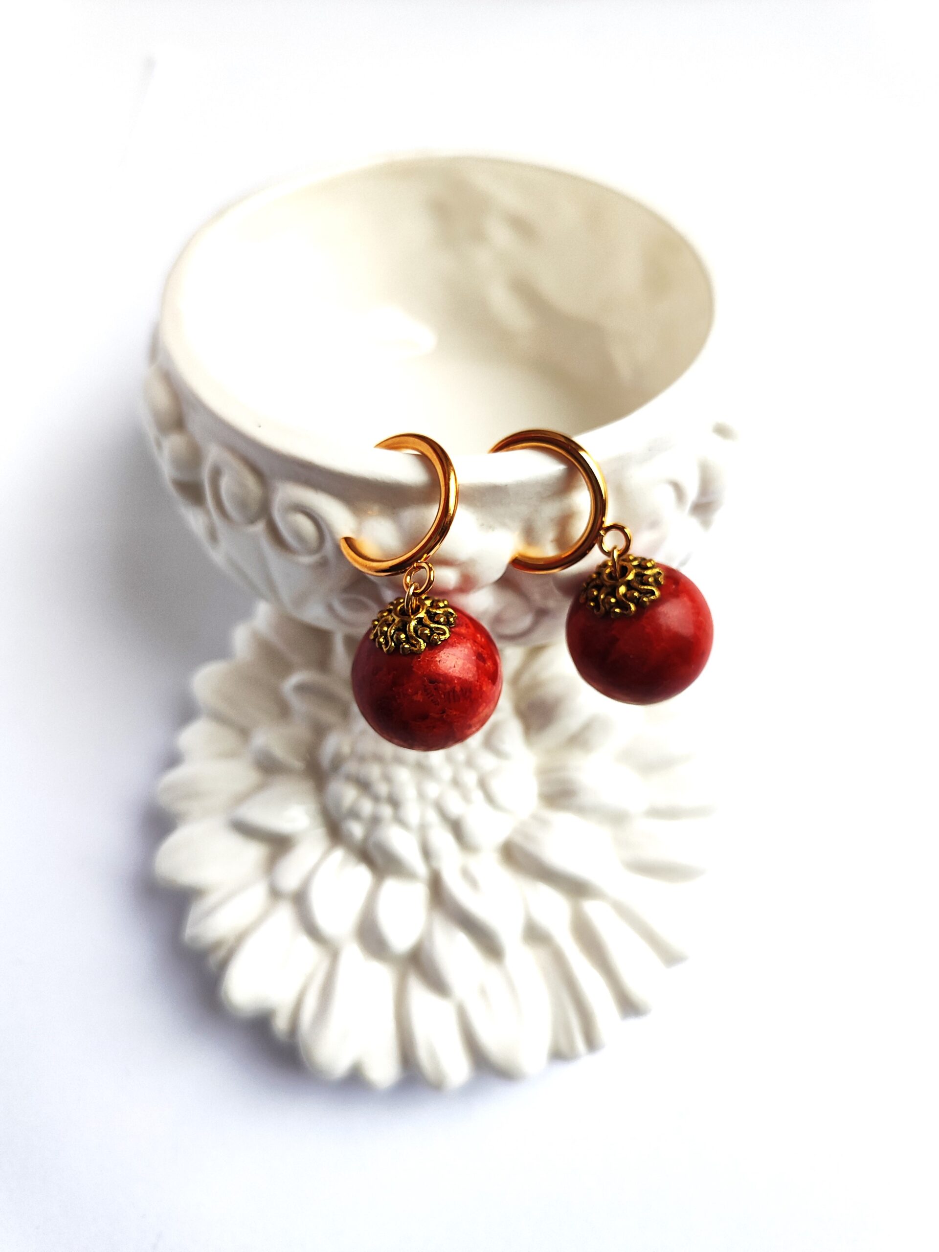 Raudono koralo auskarai