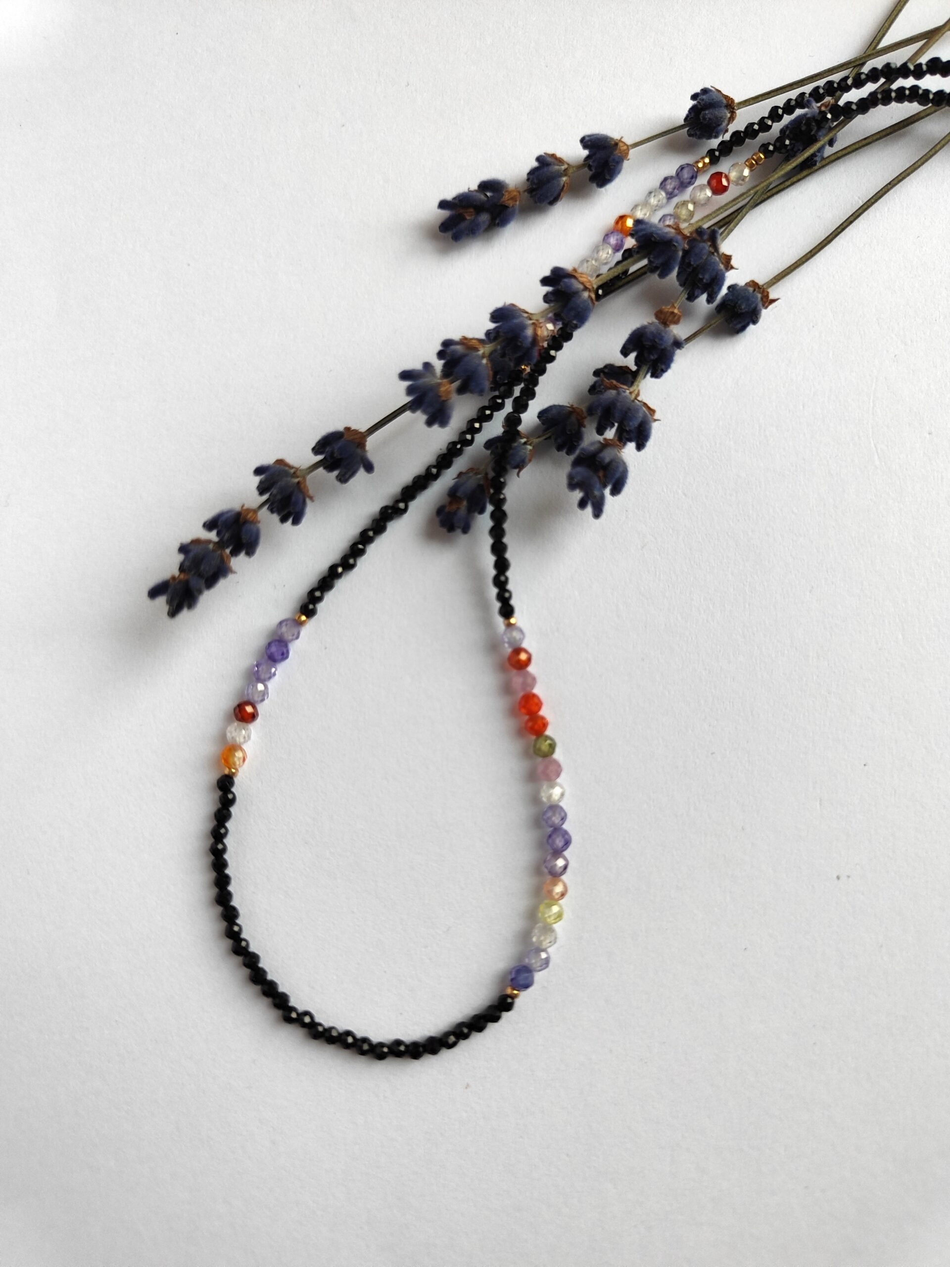 Špinelio ir cirkonio vėrinukas