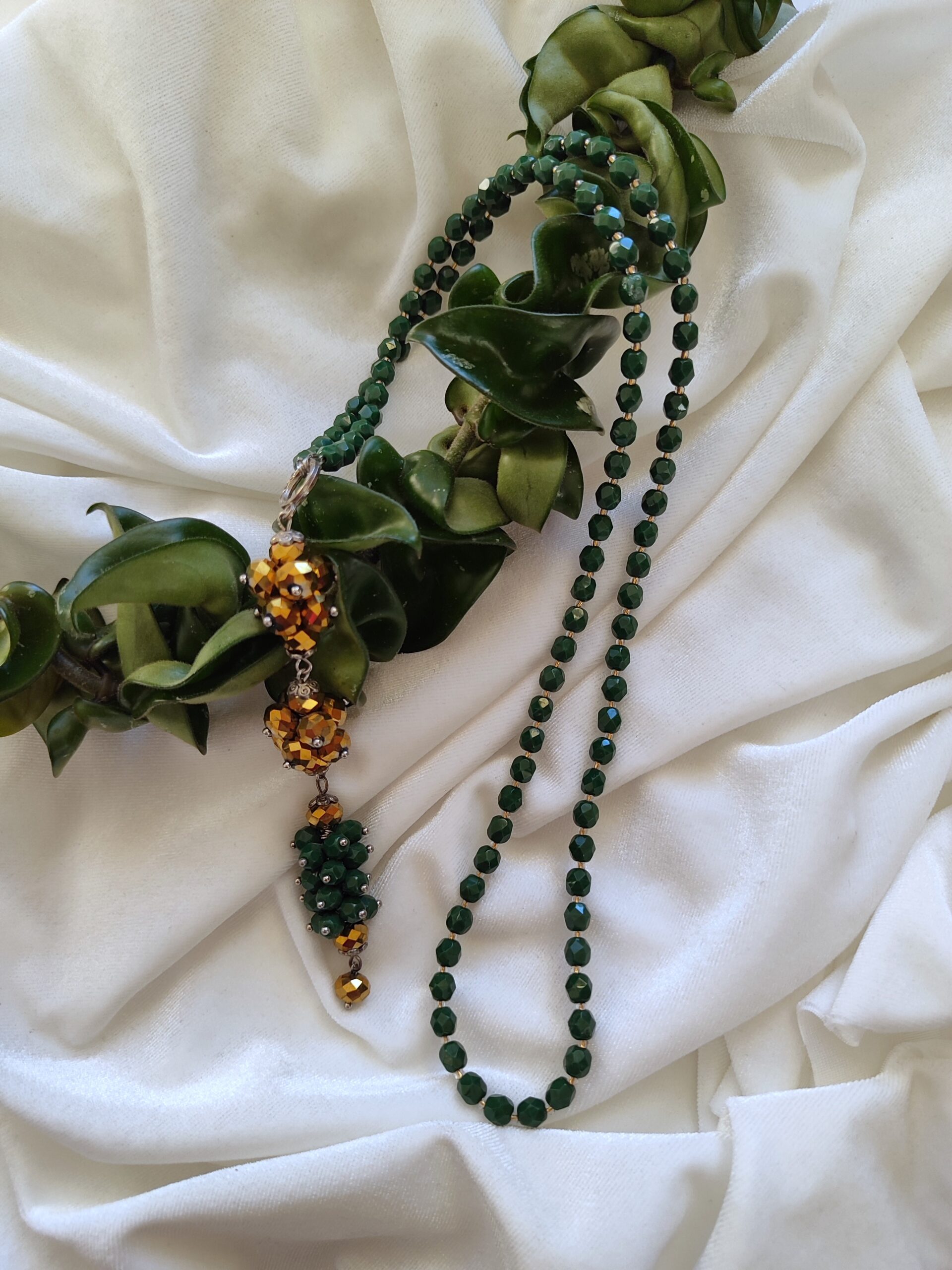 Žalias ir auksinis vėrinukas