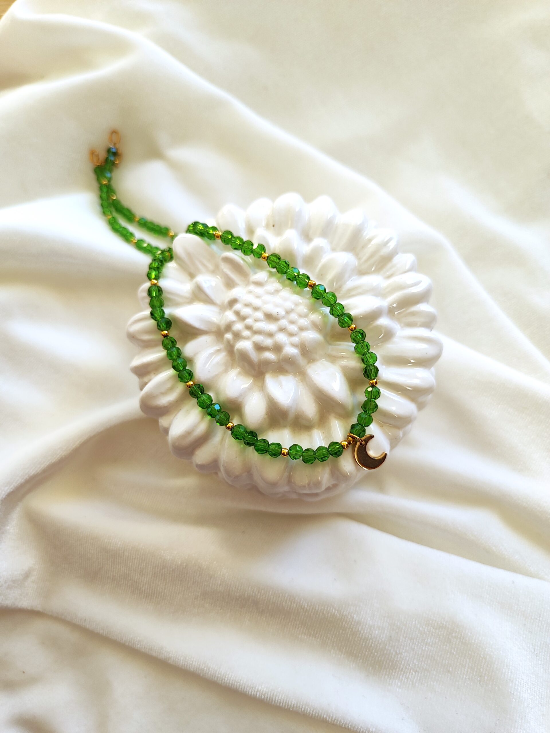 Žalios spalvos kristalų vėrinukas