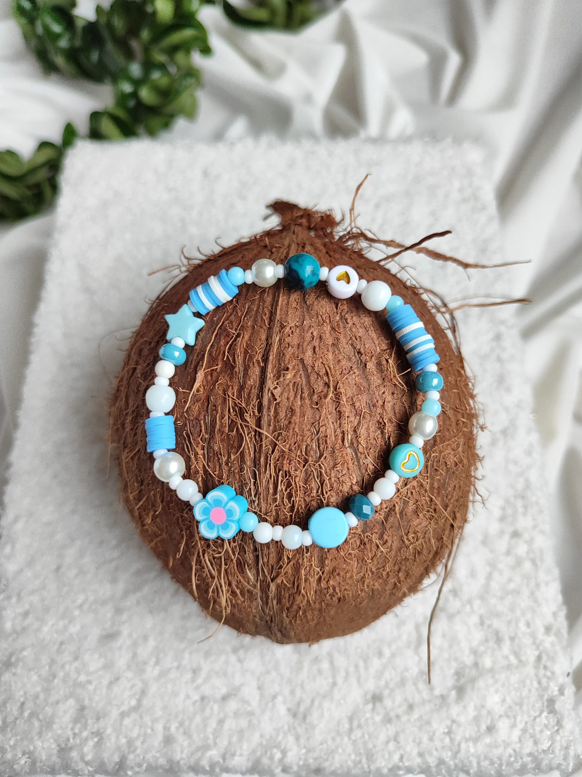 Žydra vaikiška apyrankė