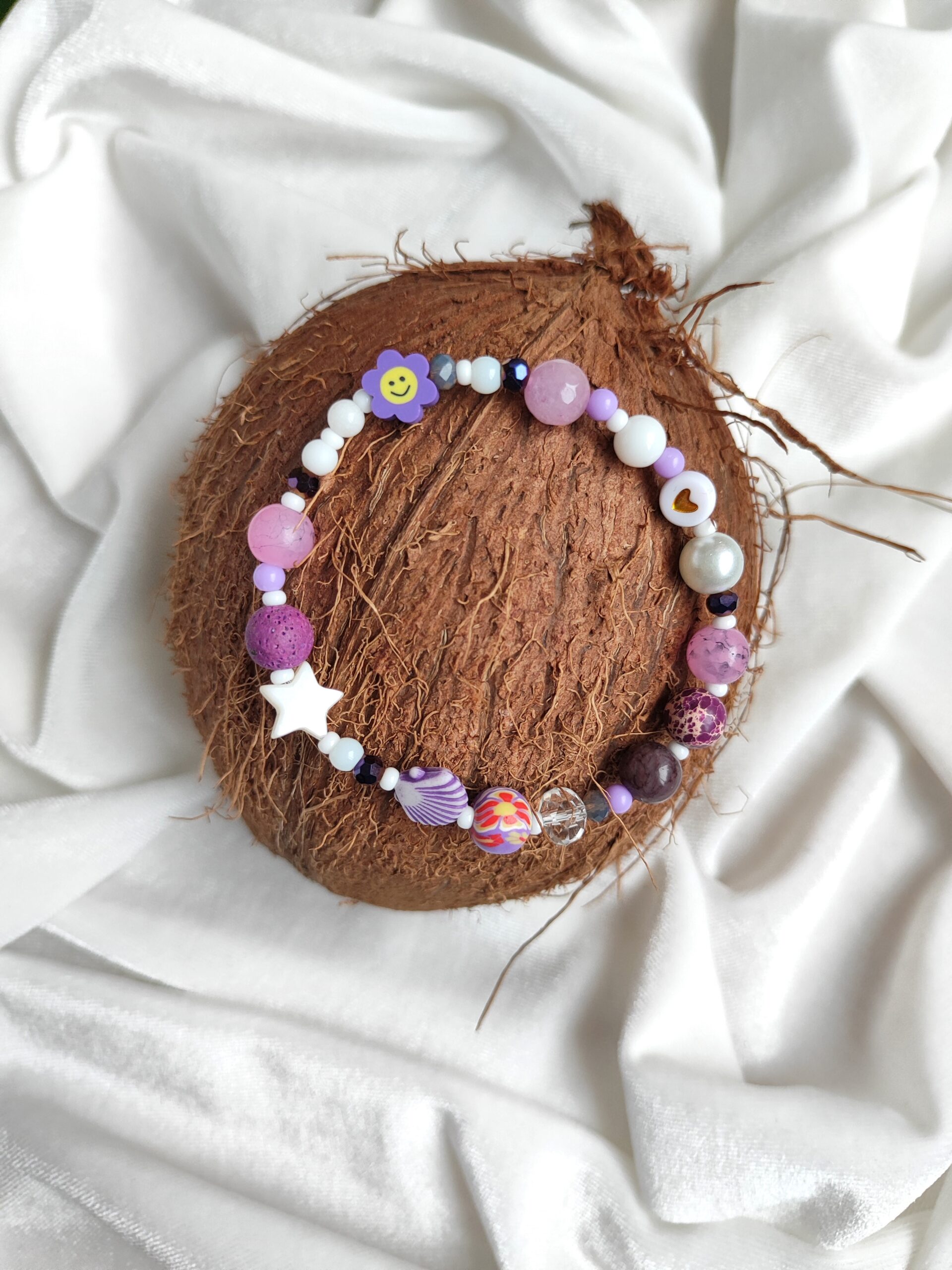 Rankų darbo apyrankė mergaitėms