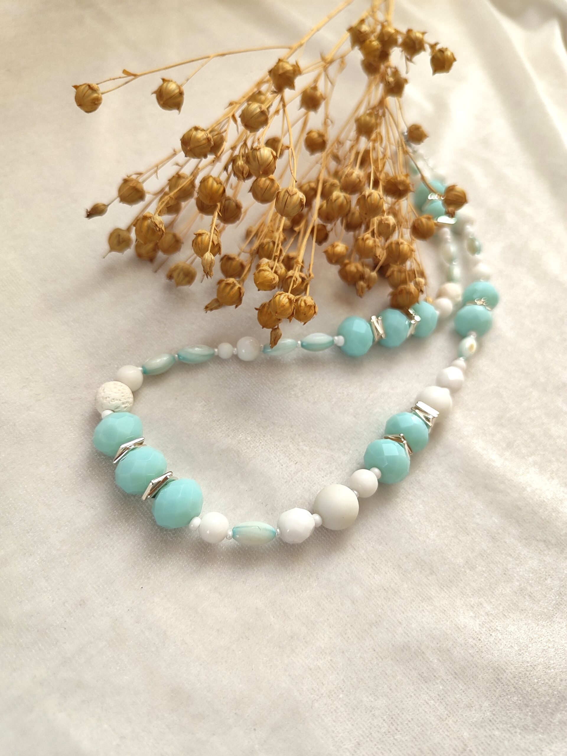 Šviesus ir vasariškas vėrinys