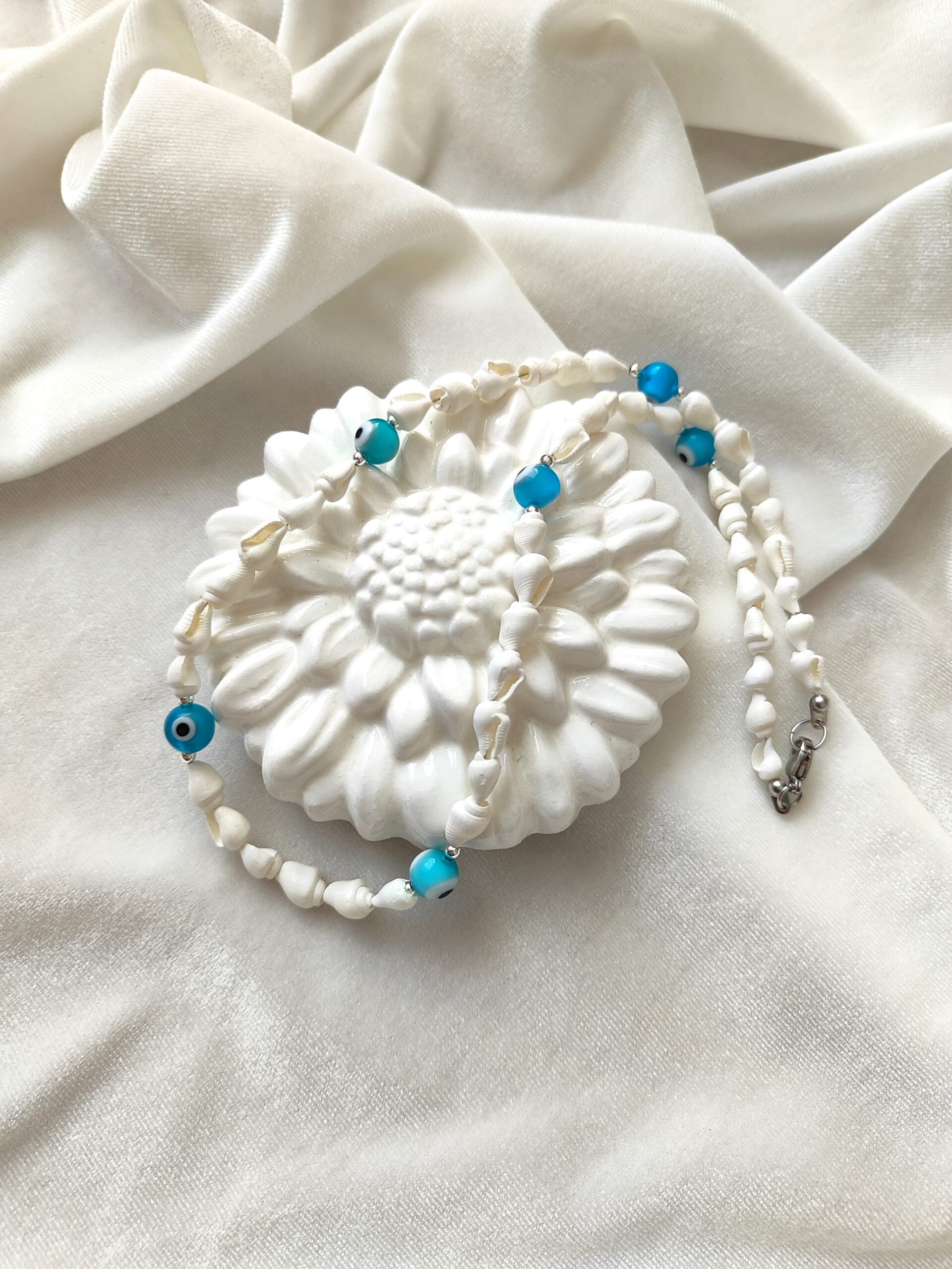 Natūralių kriauklių vėrinys