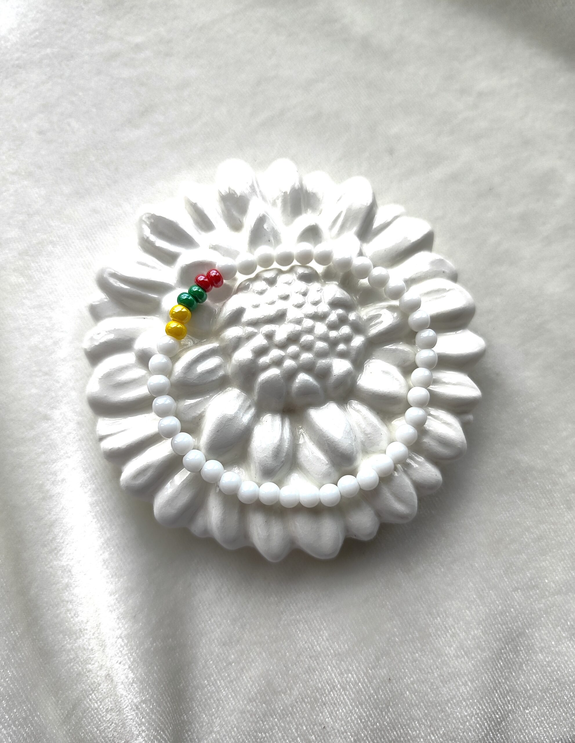 Trispalvė apyrankė - Image 2