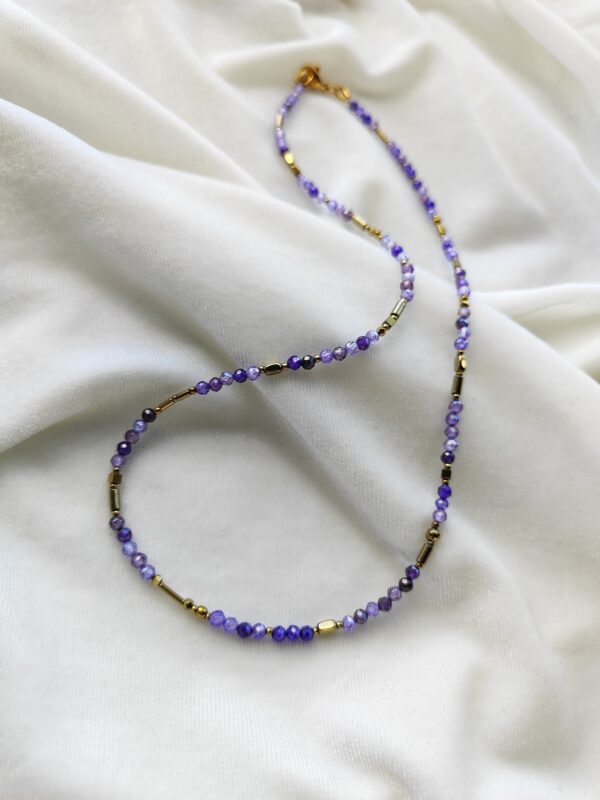 Violetinės spalvos cirkonio vėrinys - Image 3