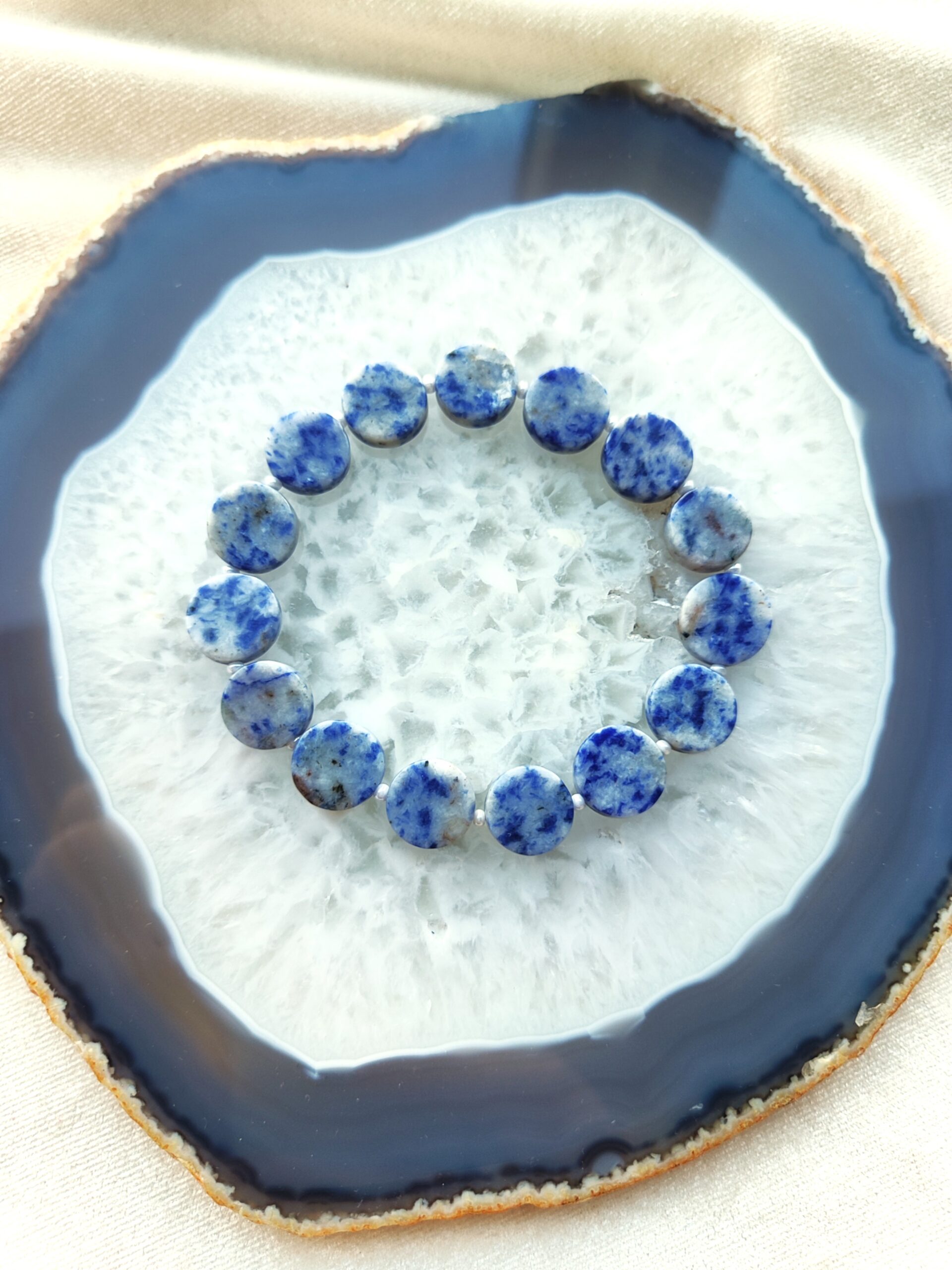 Disko formos jaspio apyrankė