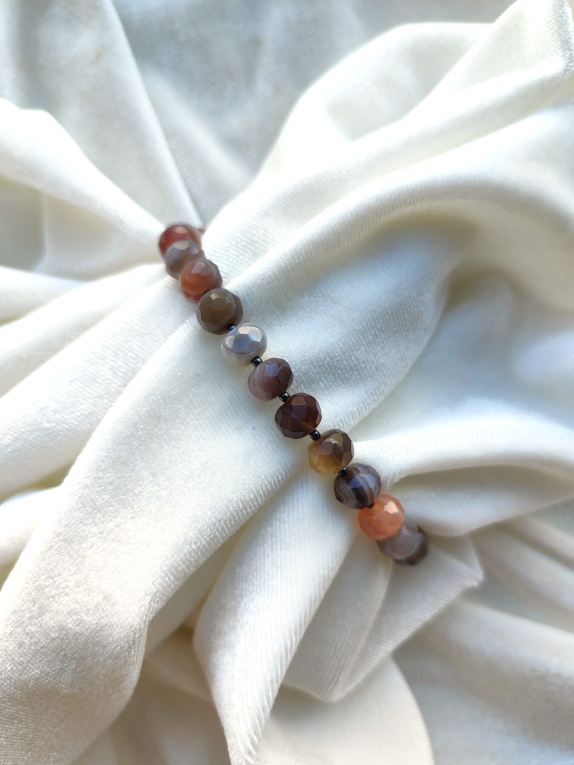 Botsvanos agato apyrankė