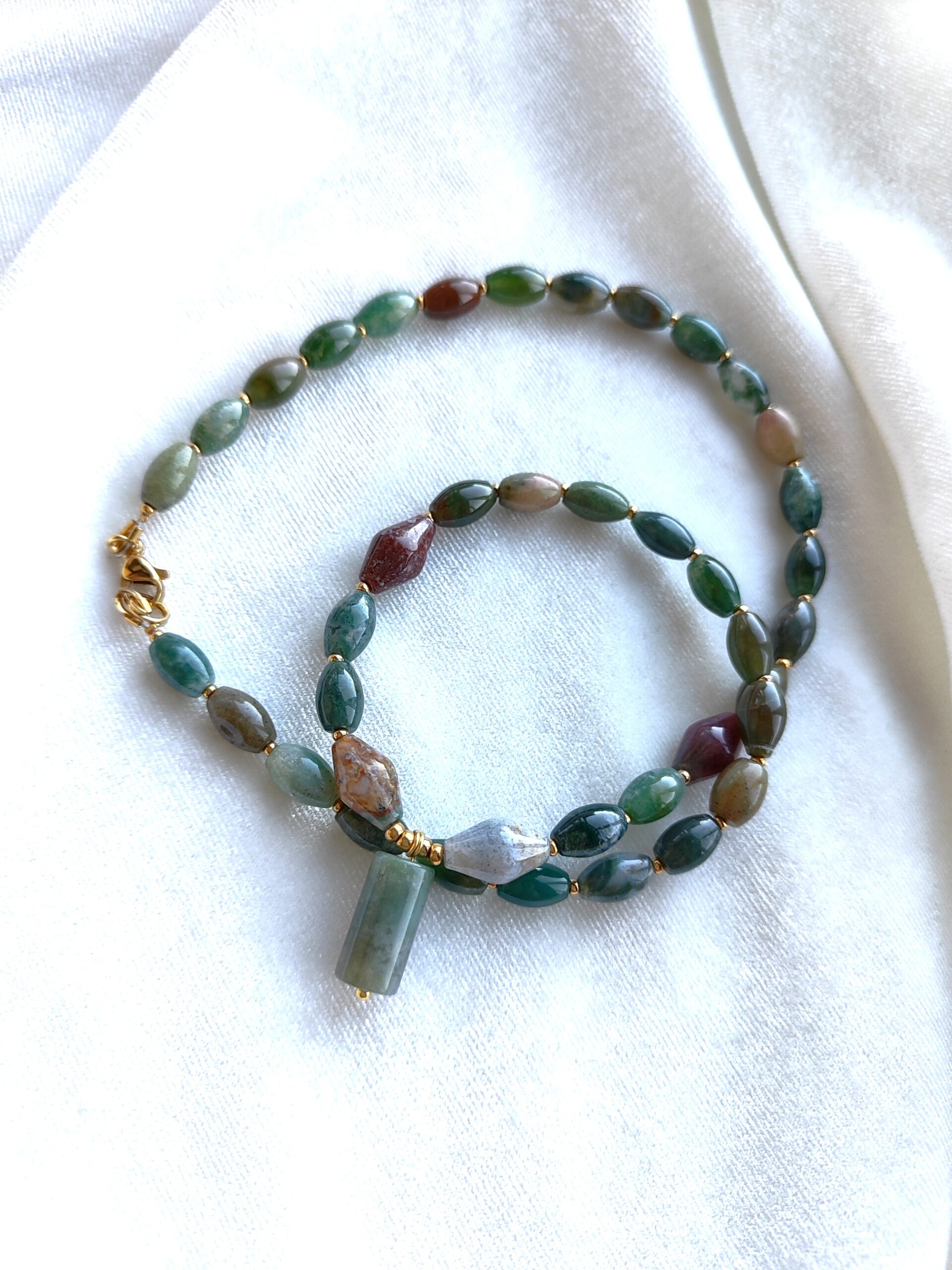 Indijos agato kaklo papuošalas