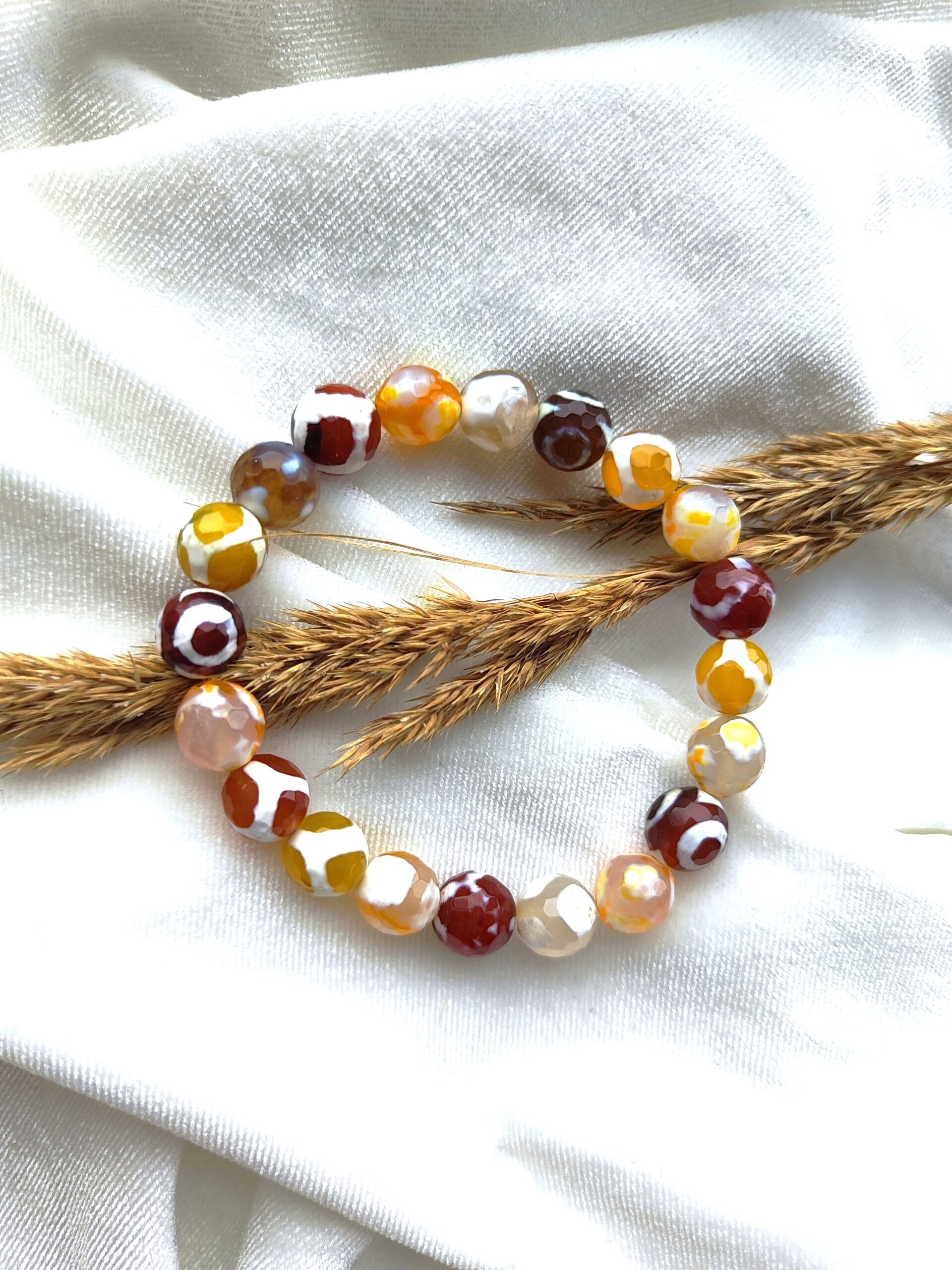 Gelsvos, rusvos spalvos agato apyrankė