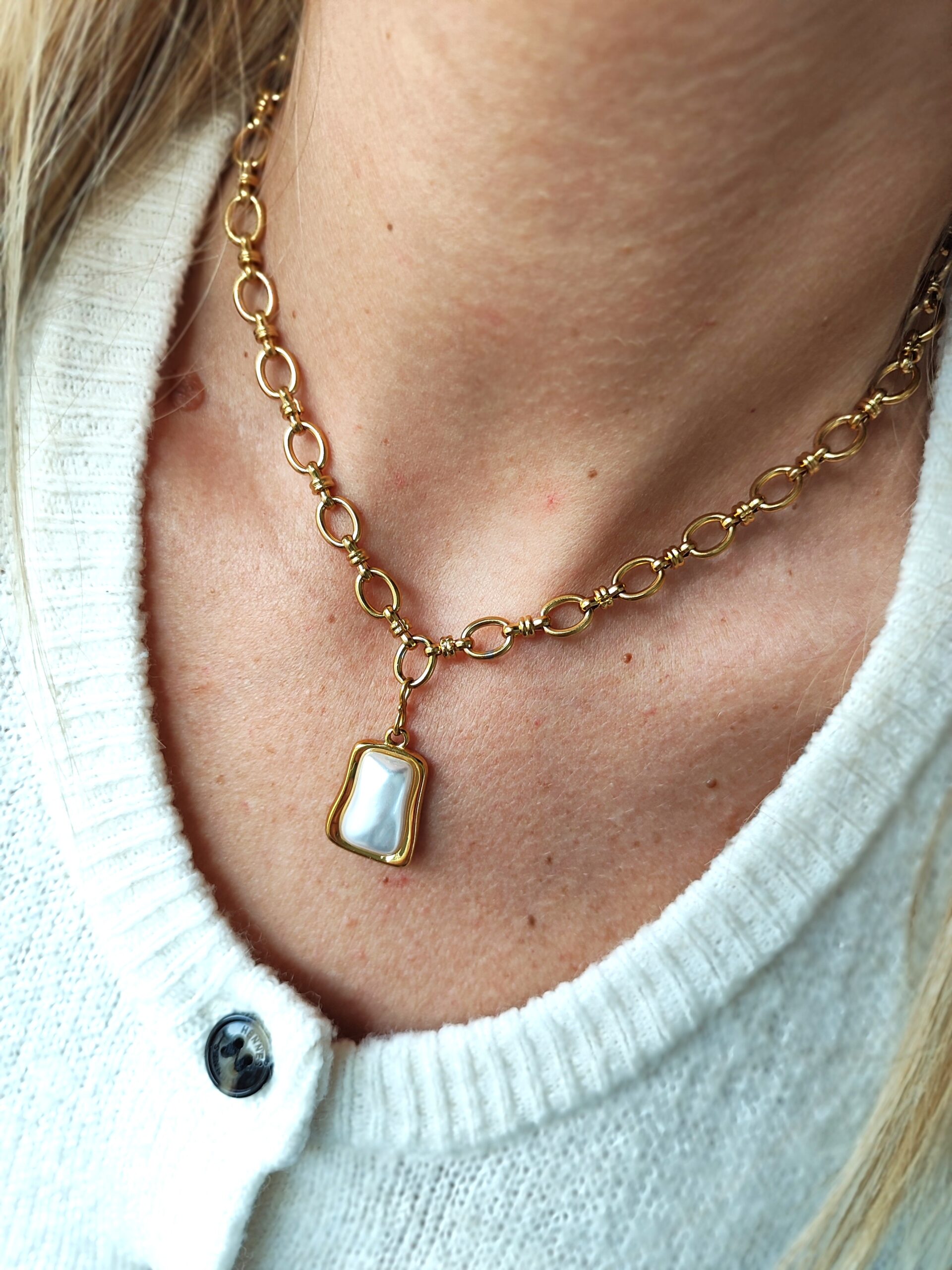 Nerūdijančio plieno grandinėlė su nuostabiu pakabuku