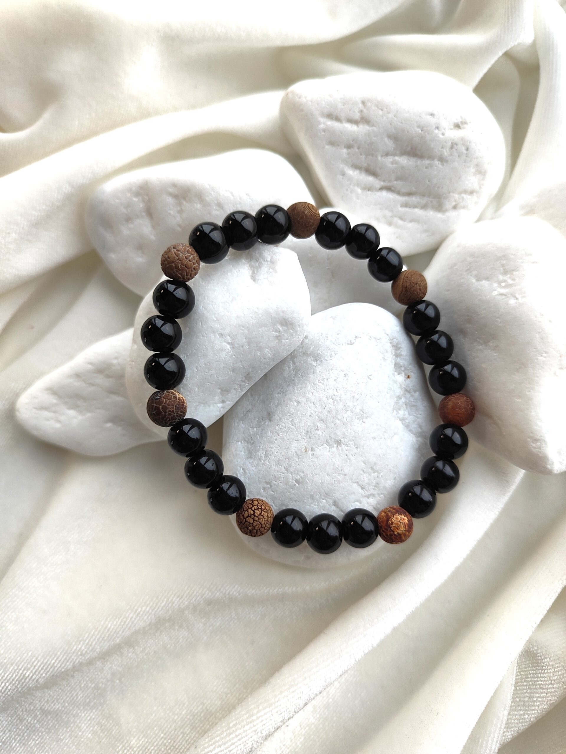 Onikso ir agato apyrankė