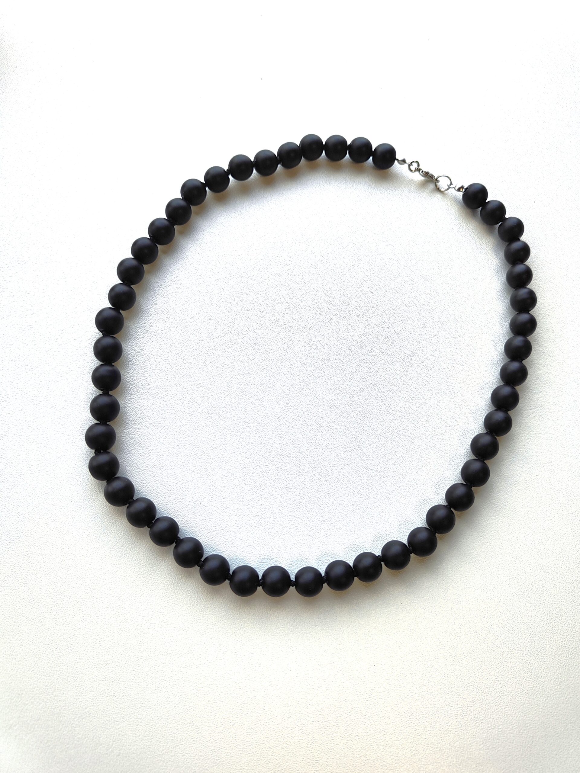 Matinio onikso vėrinys