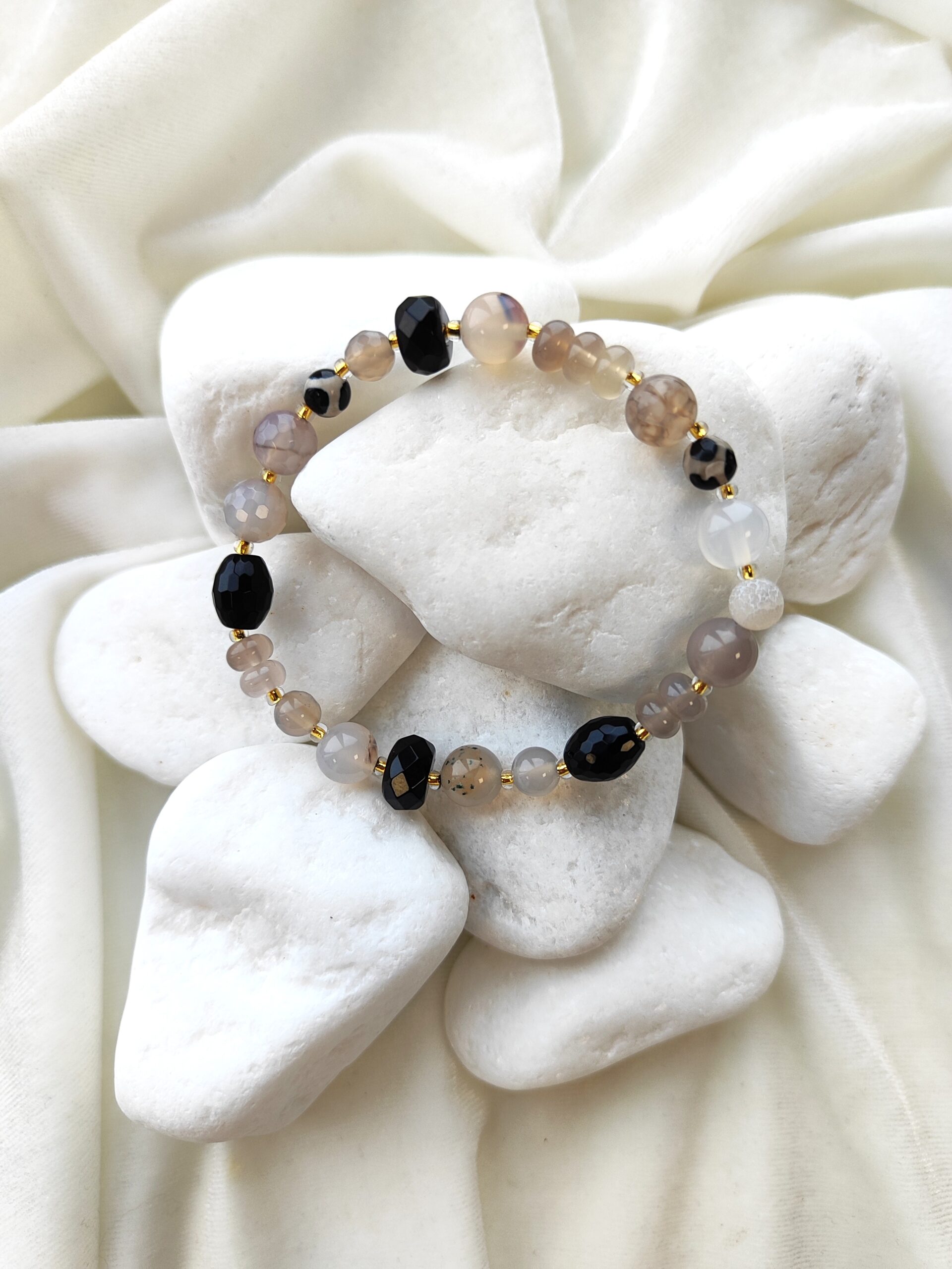 Agato ir onikso apyrankė