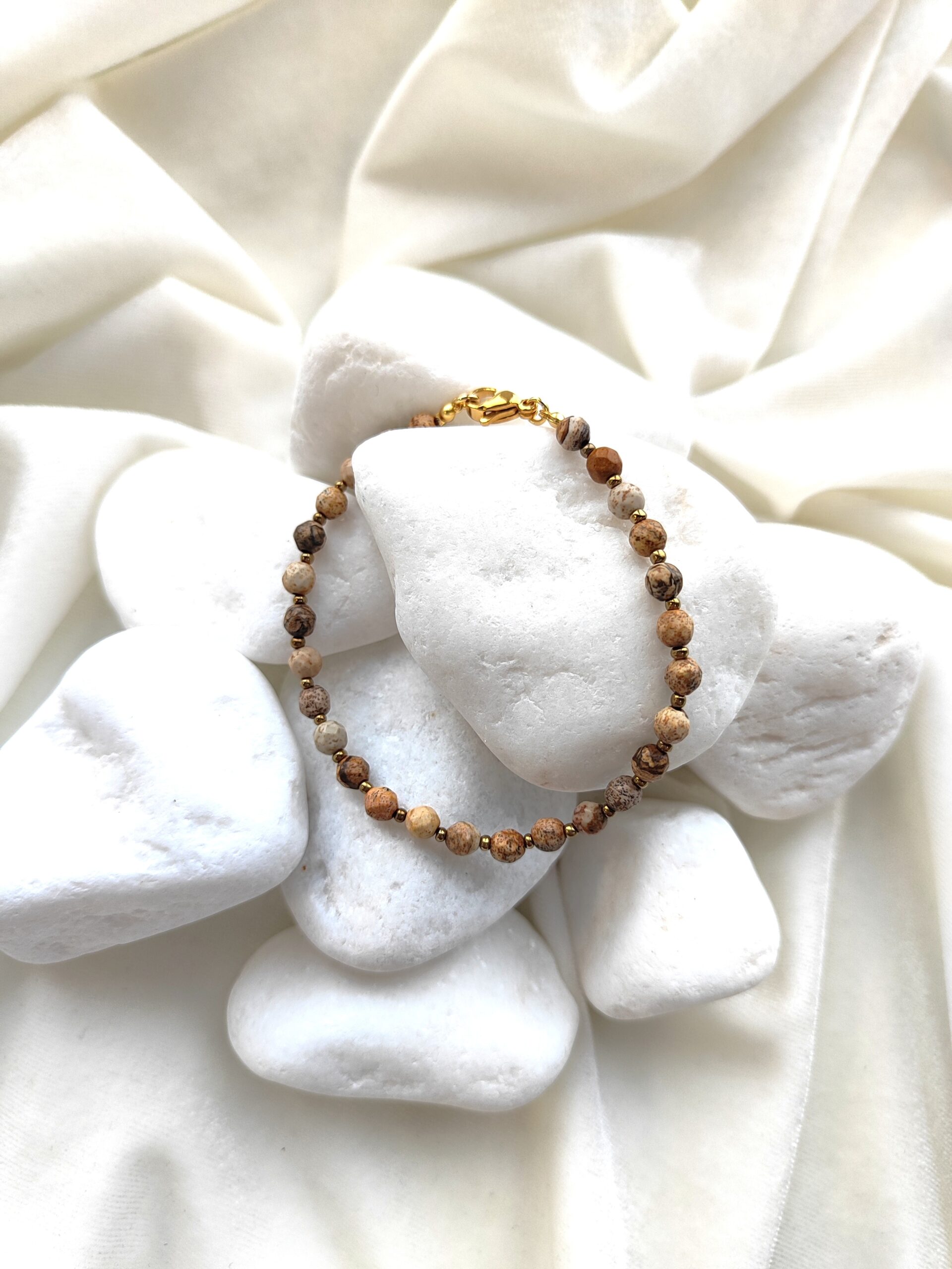 Paveikslinio jaspio apyrankė