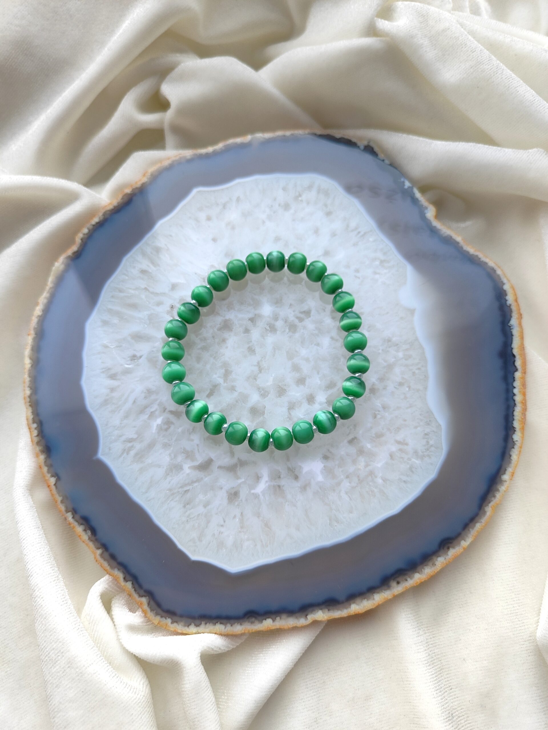 Žalios spalvos katės akies apyrankė