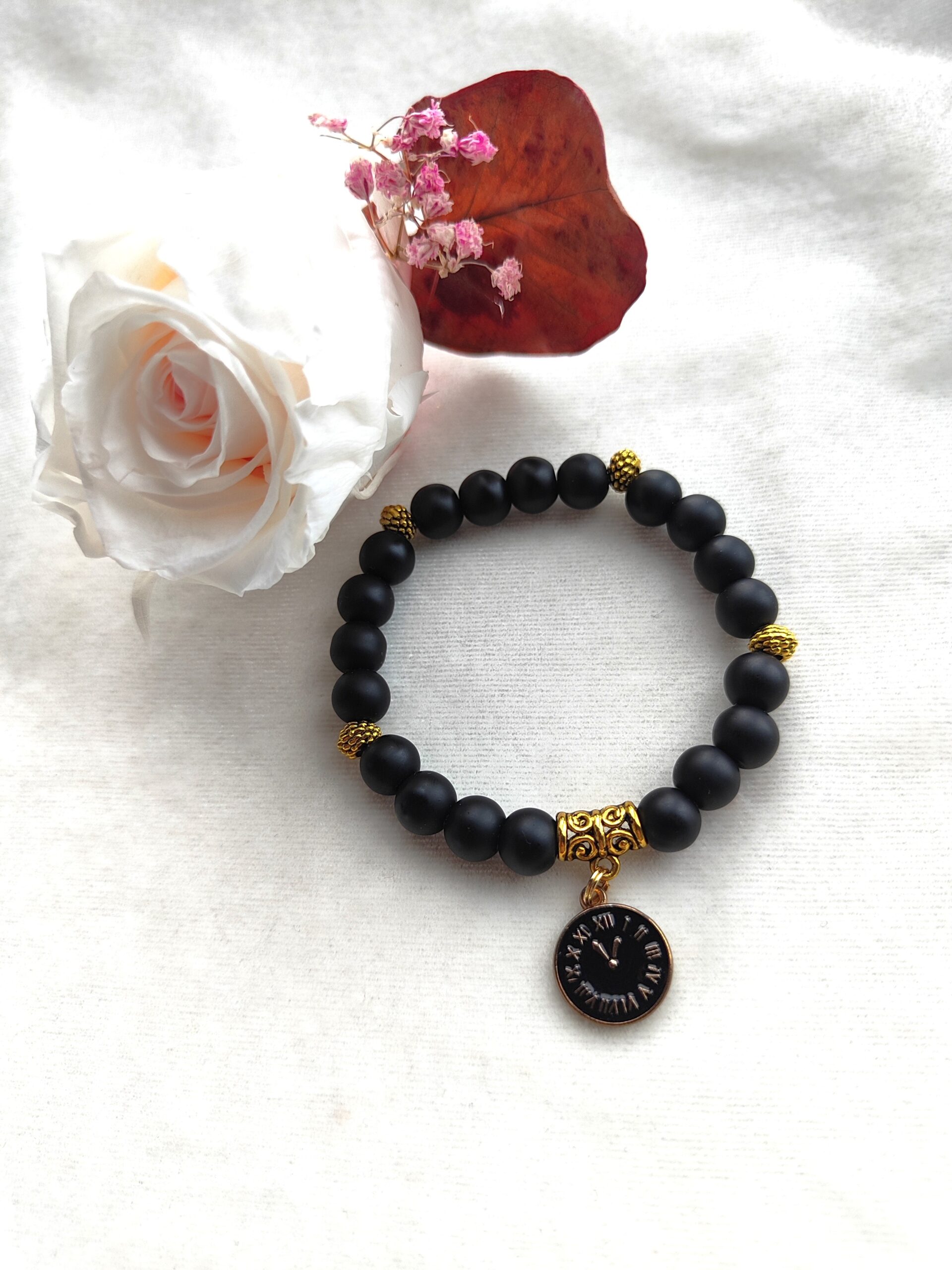 Matinio onikso apyrankė su pakabuku