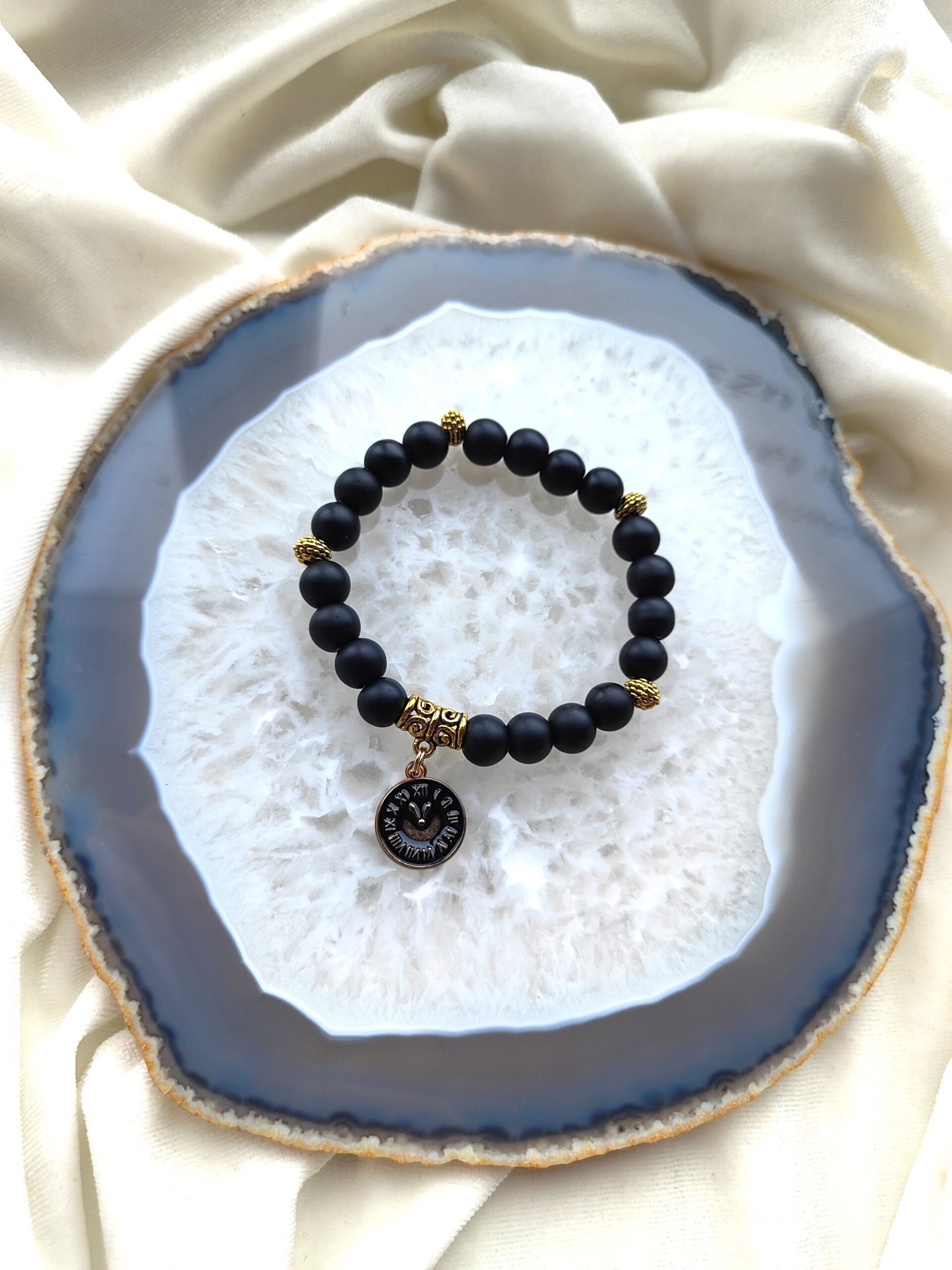 Matinio onikso apyrankė su pakabuku