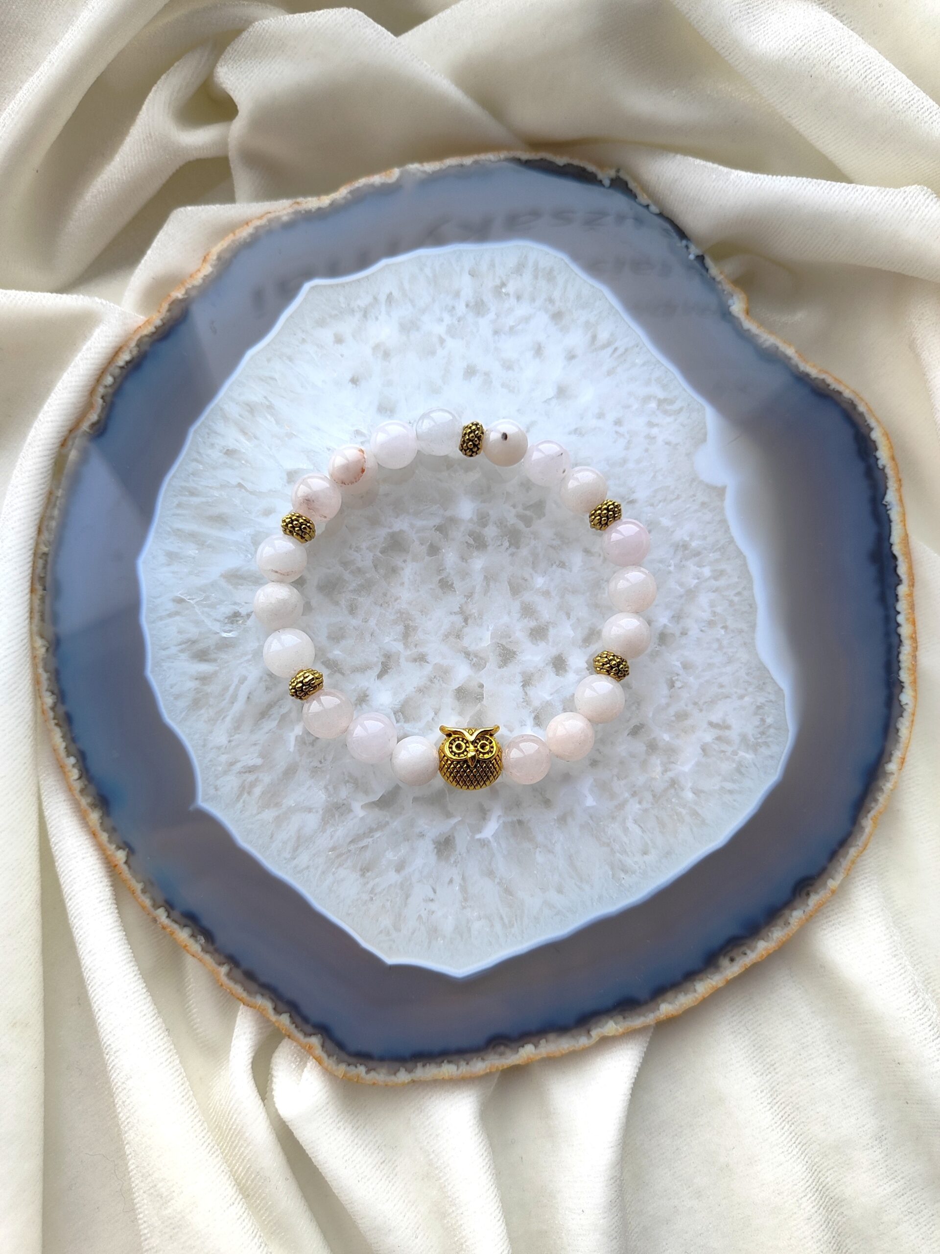 Žadeito apyrankė su apuoko intarpu