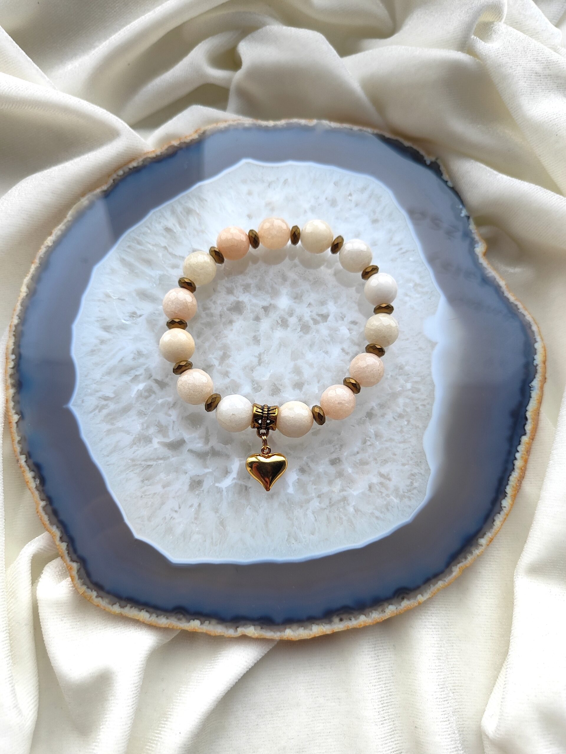 Žadeito apyrankė su širdelės pakabuku