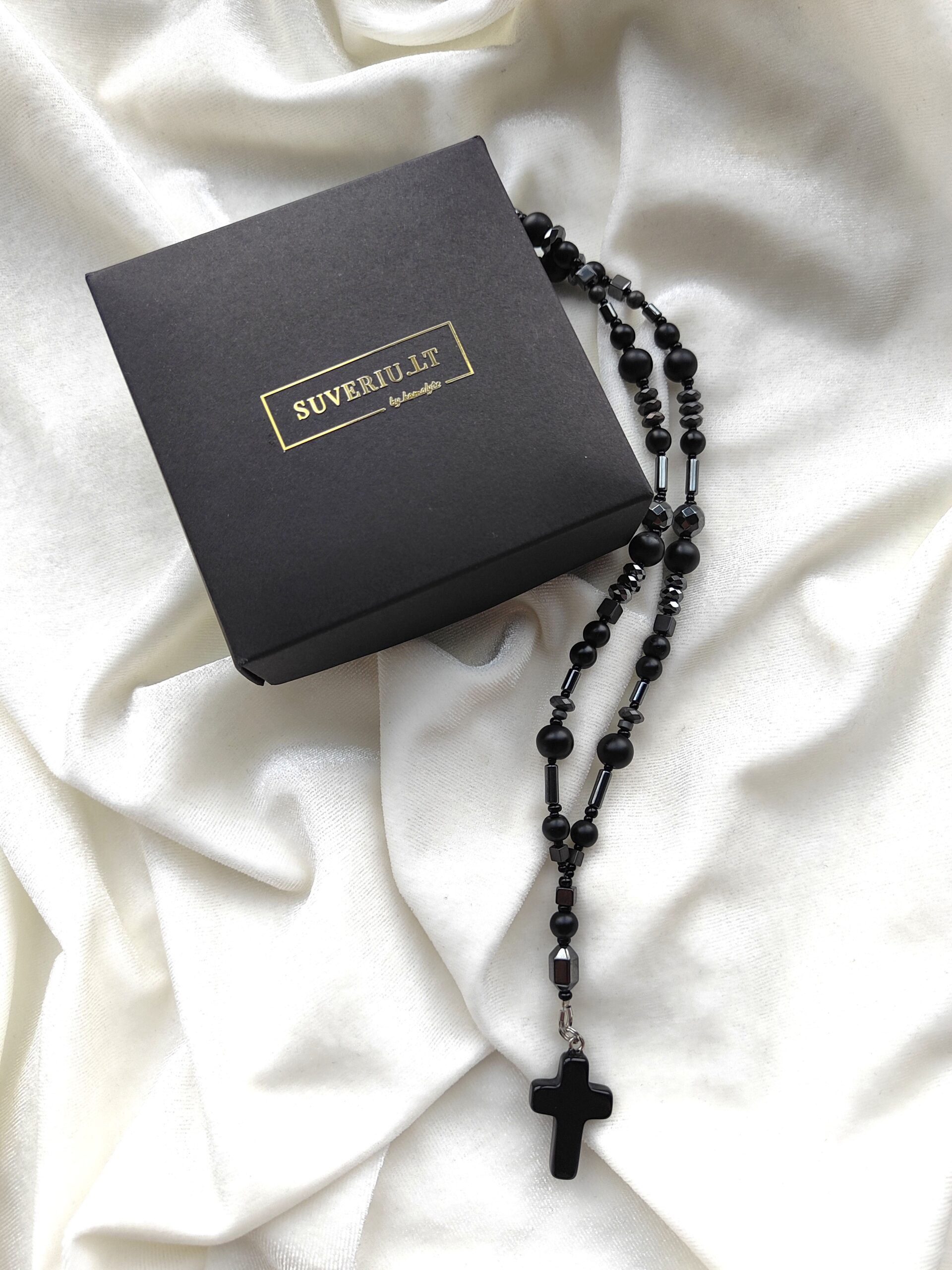 Vyriškas onikso ir hematito vėrinys