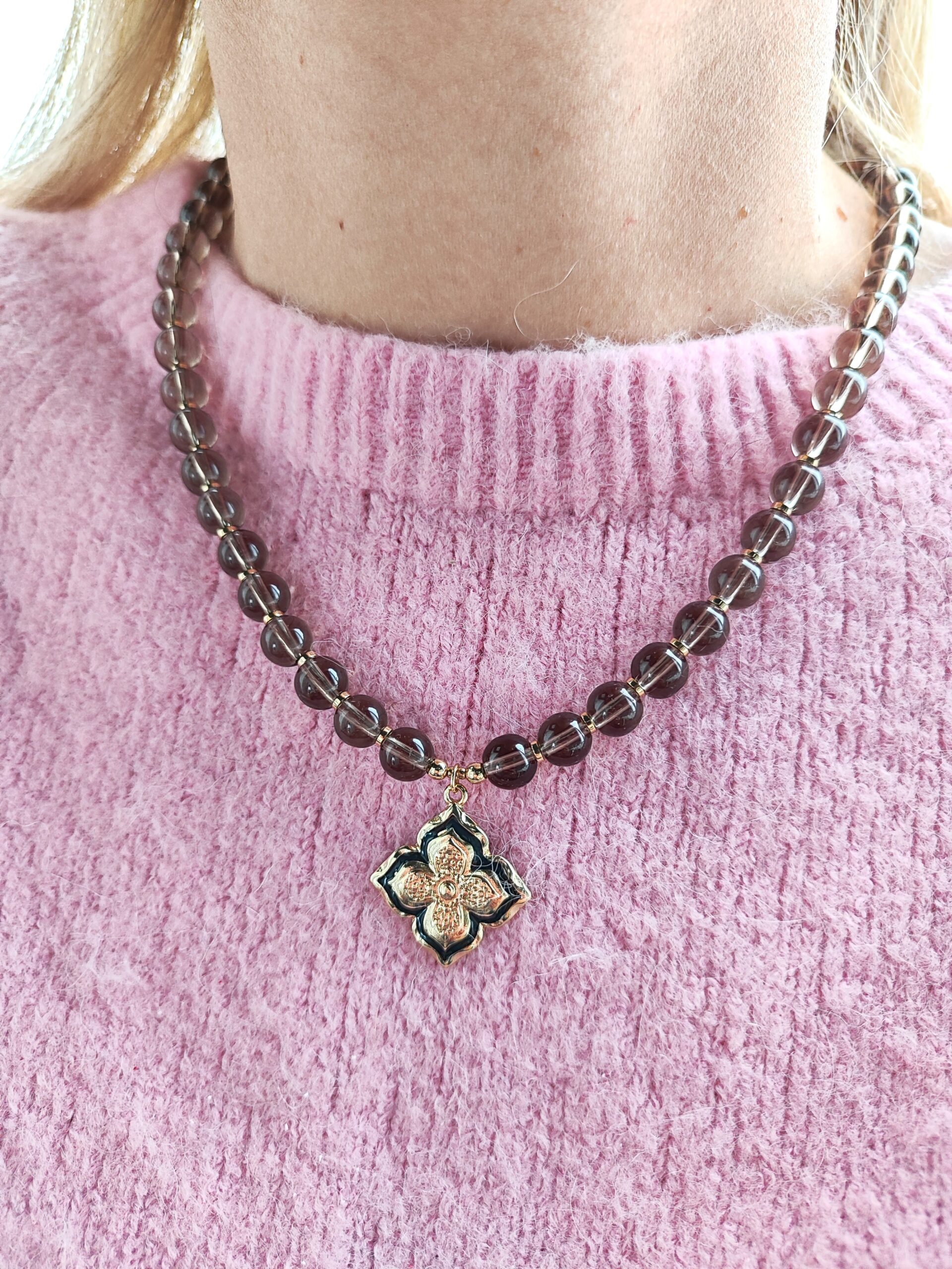 Dūminio kvarco vėrinys su pakabuku